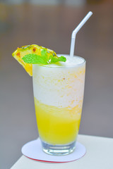refreshing pineapple juice