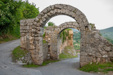 archs