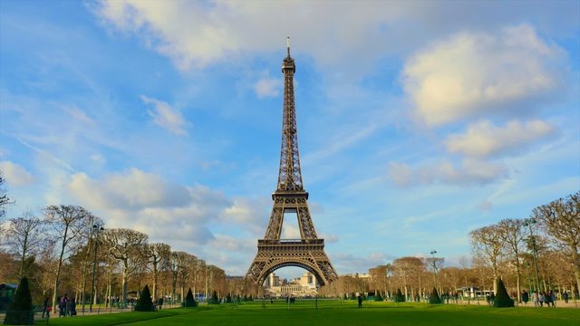 Eiffel tower time-lapse HD video 