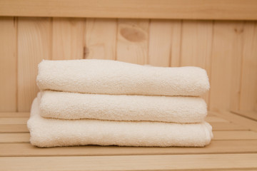 Obraz na płótnie Canvas spa and wellness items, white towels