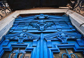 Blue faces in the door, Odessa