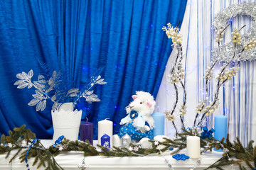 Синий новогодний интерьер