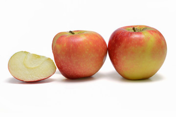 Two Apples, one cut with knife