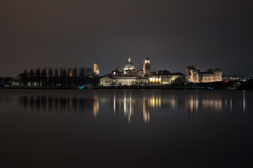 Mantova skyline