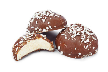 Marshmallows in chocolate