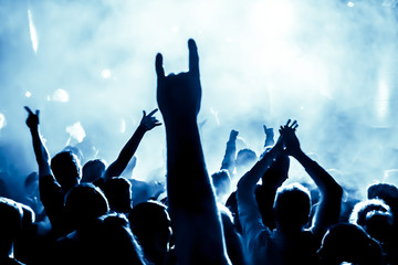 Dancing people