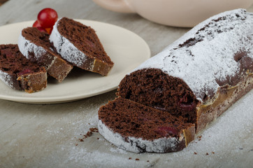 Chocolate cake with strawberries and grapes