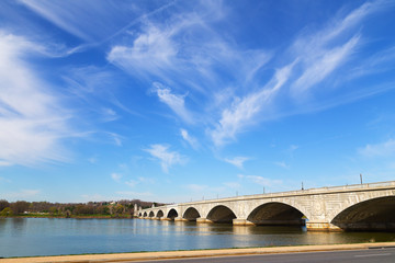 Fototapeta na wymiar Arlington Memorial Bridge across Potomac River in US capital