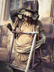 alte Sandstein Karyatide