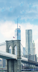 Fototapeta na wymiar Brooklyn Bridge with Downtown Manhattan skyline