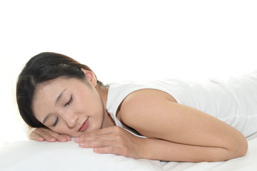 Obraz premium 睡眠中の女性