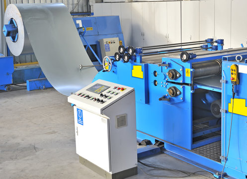 industrial machine for cutting steel sheets