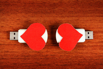 USB Flash Drives with Heart Shapes