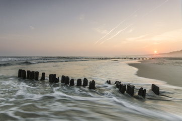 Obraz premium Sunrise on the beach