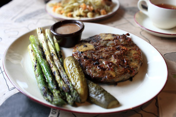 Grilled cutlet