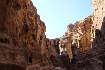 Fototapeta na wymiar Скалы каньона Сик