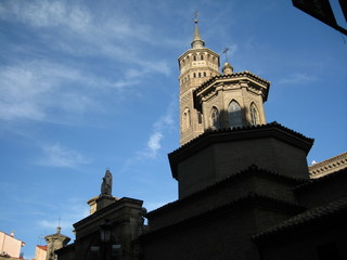 Fototapeta na wymiar Iglesia parroquial de San Pablo