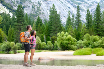 Fototapeta na wymiar Hiking people on hike in nature in Yosemite