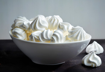 bowl of meringue cookies