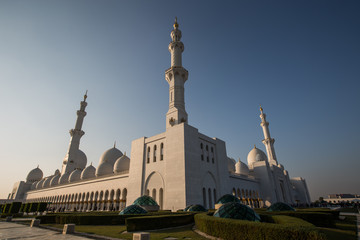 Fototapeta na wymiar Sheikh Zayed Grand Mosque Abu Dhabi