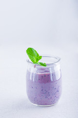 Delicious blueberry yogurt smoothie