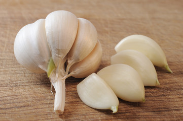 garlic on a cutting board