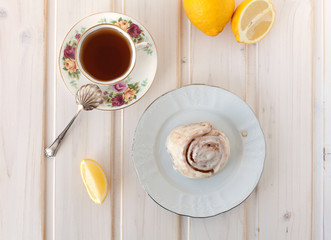 cinnamon roll and tea