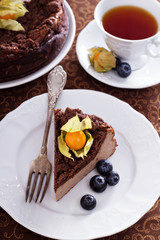 Chocolate cheesecake with crumb topping