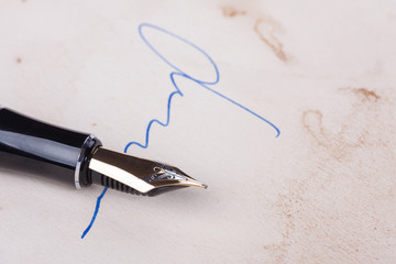 Unterschrift auf altem Papier