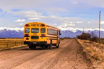 Fotobehang Yellow School Bus © lizcoughlan