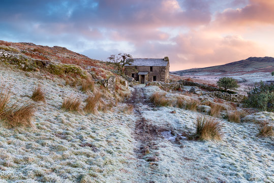 Winter Sunrise on Garrow Tor