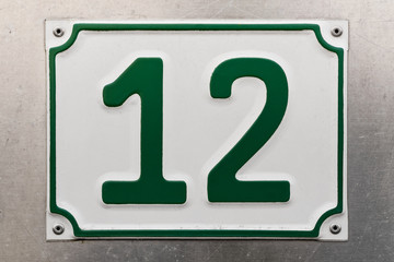 Hausnummer 12