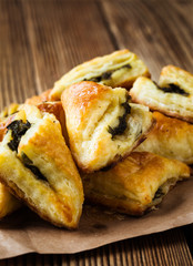 Spinach and cheese puff pastries