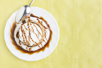 Pudding with cream and syrup