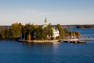Fototapeta na wymiar Finnish island near the Helsinki