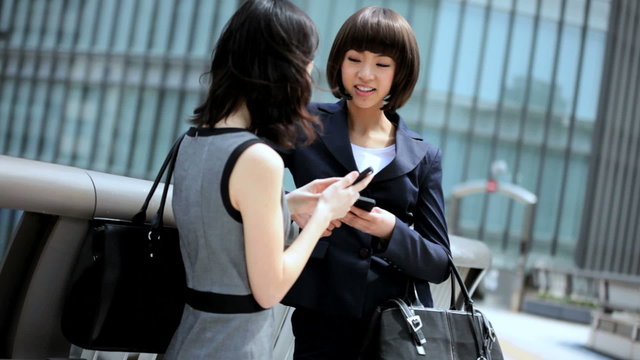 Female Asian Japanese Business Finance Tokyo City Sharing Smart Phone Hotspot 