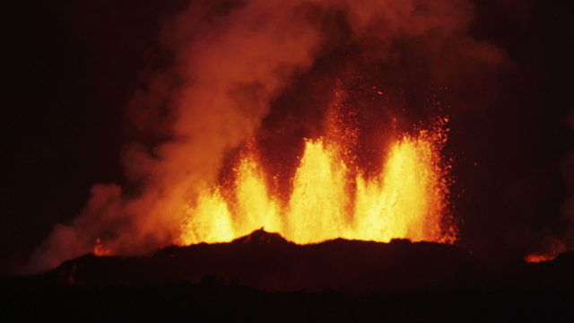 Darkness Hot Lava Holuhraun Volcano Eruption Explosion Molten Magma Iceland