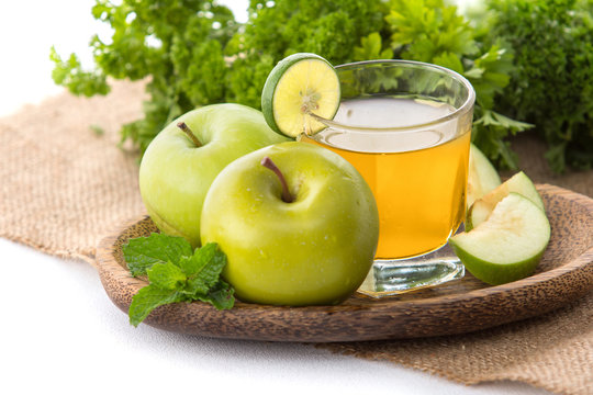 fresh apple juice