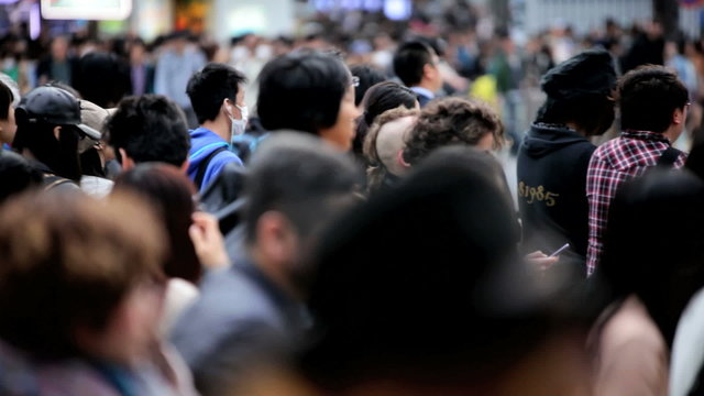 Shibuya pedestrian road crossing intersection pollution Tokyo Metropolis Japan