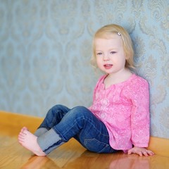 Fototapeta premium Adorable little girl portrait at home