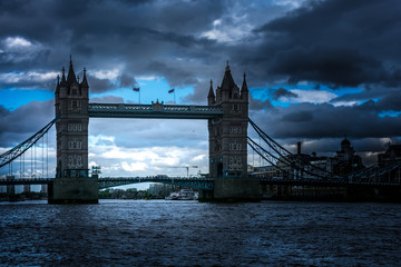 Obraz premium Tower Bridge by night