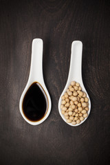 soy sauce and soya beans