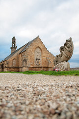 Eglise de Rocamadour à Camaret sous ciel couvert