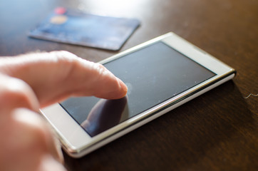 Online payment with a smartphone