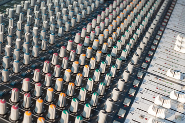 Sound mixer