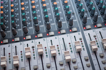 Sound mixer