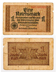 1 reichsmark bill of Germany isolated on white