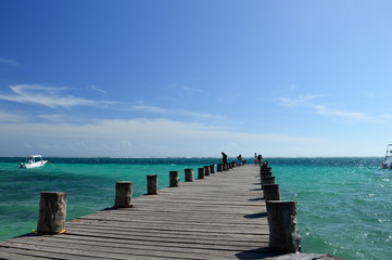 Fototapeta premium Muelle en el Mar Caribe