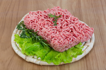 Raw minced meat
