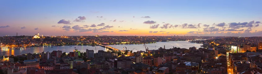 Istanbul-Sonnenuntergangpanorama © Nikolai Sorokin